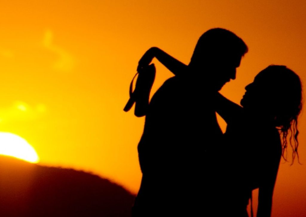 বিশ্বের সবচেয়ে বিতর্কিত রিসর্ট 'সেক্স আইল্যান্ড' আবার খুলছে মে মাসে। ৪ দিনের এই বিলাসবহুল ভ্রমণে থাকছে যৌনকর্মী, মাদক, পার্টি ও নানা বিতর্কিত আয়োজন। জেনে নিন বিস্তারিত।