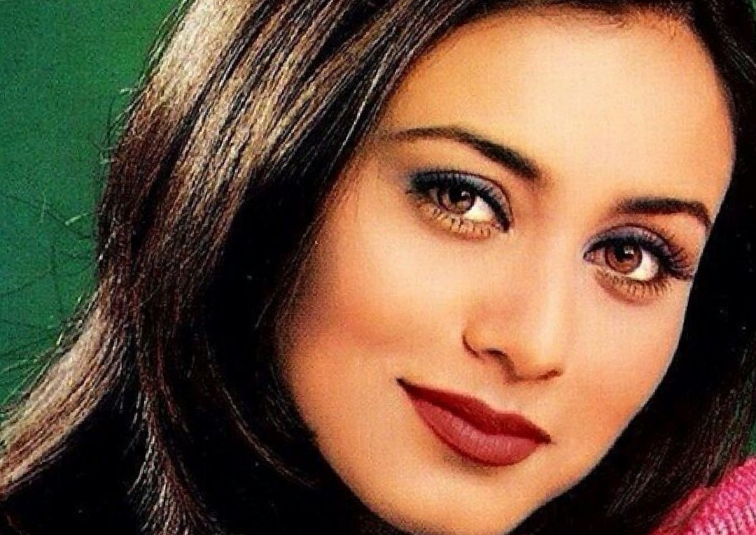 'মিসেস চ্যাটার্জি ভার্সেস নরওয়ে' ছবিতে অসামান্য অভিনয়ের জন্য ৭১তম জাতীয় চলচ্চিত্র পুরস্কারে সেরা অভিনেত্রীর সম্মান পেলেন রানি মুখার্জি। জেনে নিন তাঁর অভিনয় যাত্রার সেরা মুহূর্ত।