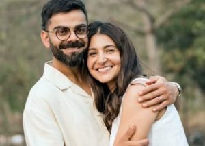 জেমাইমা এক সাক্ষাৎকারে বলেন, “সেই সময় আমরা নিউজিল্যান্ড সফরে ছিলাম। আমি আর স্মৃতি ব্যাটিং নিয়ে কিছু পরামর্শ নিতে চেয়েছিলাম। তখন কোহলি আমাদের ডেকেছিলেন হোটেলের ক্যাফেতে। সেখানে আমরা দেখা করি। অনুষ্কা দিদিও আমাদের সঙ্গে যোগ দেন।” ক্রিকেটের পাশাপাশি জীবনের নানা দিক নিয়ে সেদিন প্রায় দীর্ঘ সময় ধরে আলাপচারিতা চলেছিল তাঁদের মধ্যে।