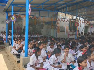 কালনা হিন্দু বালিকা উচ্চ বিদ্যালয়-এর শিক্ষার্থীরা। ছবি : সংগৃহীত