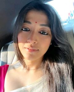 জিফাইভের নতুন সিরিজ গণশত্রু-তে ত্রৈলোক্যতারিণী দেবীর চরিত্রে পাওলি দাম। পরিচালক মধুরা পালিতের প্রথম পরিচালনা। সমাজের অন্ধকার দিক নিয়ে স্পষ্ট বক্তব্য নায়িকার। Paoli Dam as India’s First Female Serial Killer in Ganashatru Web Series on Zee5, Paoli Dam stars as Trilokyatarini Devi in Ganashatru, directed by Madhura Palit. The Zee5 series explores crime, psychology, and social hypocrisy in modern Bengal.