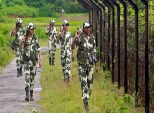 খড়িবাড়িতে ভুয়ো জন্ম ও মৃত্যু শংসাপত্রের মাধ্যমে বিদেশিদের নাগরিকত্ব দেওয়ার অভিযোগে উত্তাল রাজনীতি। বিজেপি দাবি করেছে, এটি ভারতের নিরাপত্তা ও সার্বভৌমত্বের ওপর আঘাত। BJP accuses the West Bengal government over fake birth and death certificates being used to grant Indian citizenship in Kharibari near the Indo-Nepal border, calling it a threat to national security.