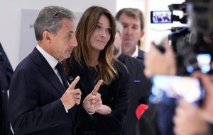 সারকোজি ও ব্রুনি 