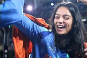 ২৫ বছর বয়সী প্রতিকা রাওয়াল এখন বিশ্রামে আছেন। খুব শিগগিরই জাতীয় দলের হয়ে আবার মাঠে নামার আশা করছেন তিনি। তাঁর কথায়, “এই পদক শুধু আমার নয়, প্রতিটি ক্রিকেটারের, যারা স্বপ্ন দেখেন দেশের হয়ে কিছু করে দেখানোর।” প্রসঙ্গত উল্লেখ্য, বিশ্বকাপজয়ী দলের সতীর্থরাও প্রতিকার পদক পাওয়ার খবরে উচ্ছ্বসিত। ওপেনার স্মৃতি মন্ধানা (Smriti Mandhana) বলেন, “প্রতিকা আমাদের দলের মেরুদণ্ড ছিল। তাঁর অবদান না থাকলে আমরা হয়তো এই ট্রফি ছুঁতে পারতাম না।”