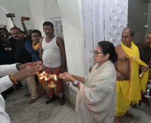 Mamata Banerjee coochBehar madan mohan Temple