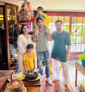 সারা আলি খান ও ইব্রাহিম আলি খানের সংগ্রাম নিয়ে মুখ খুললেন সইফ আলি খান। তারকা সন্তানদের জীবন নিয়ে বাস্তব কথা।