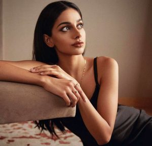 ইংল্যান্ড থেকে ভারতে এসে শরীরচর্চার অভ্যাস বদল, কার্ডিয়ো থেকে ভারোত্তোলন, ফিটনেস ও সমাজের দৃষ্টি নিয়ে মুখ খুললেন বনিতা সন্ধু।