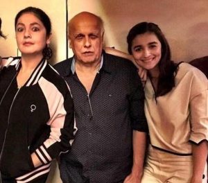Mahesh Bhatt with his two daughters Alia Bhatt and Pooja Bhatt