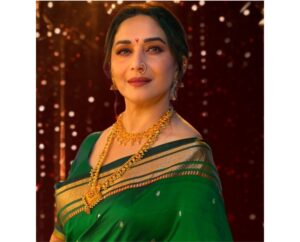 মারাঠি ‘কৌন বনেগা ক্রোড়পতি’-তে নতুন সঞ্চালক হিসেবে দেখা যাবে মাধুরী দীক্ষিতকে। সমাজমাধ্যমে নিজেই নতুন দায়িত্বের কথা জানিয়েছেন অভিনেত্রী। এই প্রথম মারাঠি সংস্করণে মহিলা সঞ্চালকের ভূমিকায় দেখা যাবে তাঁকে।