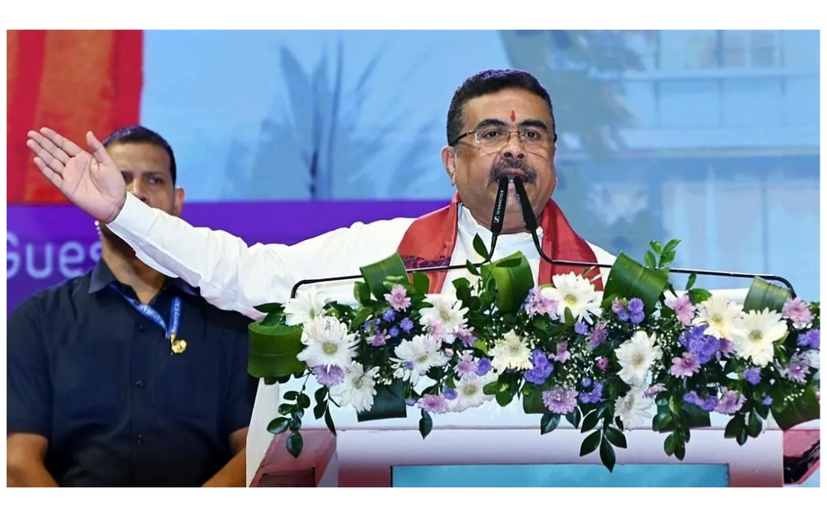 নন্দীগ্রাম উপনির্বাচনের আগে শেষ প্রচারে মমতা বন্দ্যোপাধ্যায়কে আক্রমণ শুভেন্দু অধিকারীর। ২০২১ সালের পা ভাঙার ঘটনা নিয়ে ফের প্রশ্ন তুলে ১০ মার্চকে ‘পশ্চিমবঙ্গ মিথ্যা দিবস’ করার কটাক্ষ। রেজিনগরেও শেষ মুহূর্তের প্রচার তুঙ্গে।