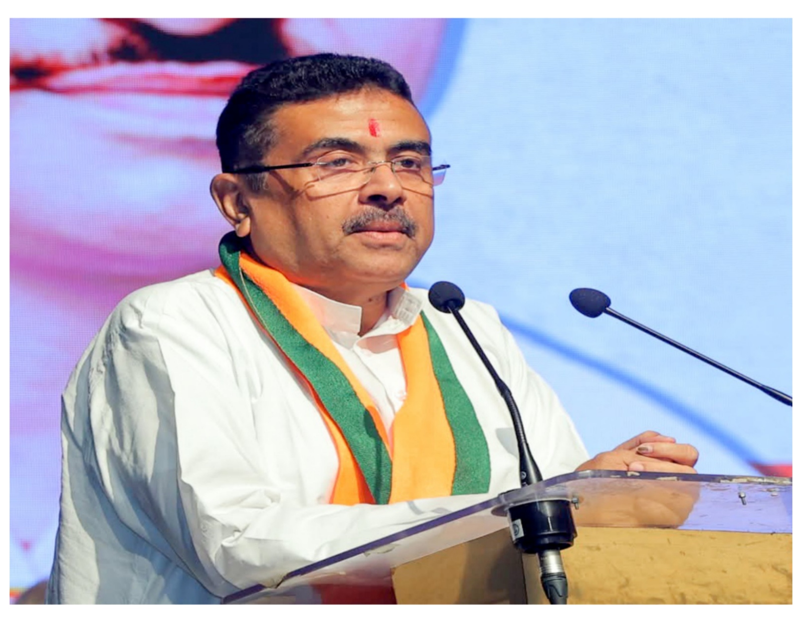 উচ্চমাধ্যমিকের পর স্নাতক স্তরে ভর্তি হওয়া ছাত্রীদের জন্য তিন বছরে ৫০ হাজার টাকা আর্থিক সহায়তার ঘোষণা। প্রথম ও দ্বিতীয় বর্ষে ১৭ হাজার এবং তৃতীয় বর্ষে ১৬ হাজার টাকা দেওয়ার পরিকল্পনা।