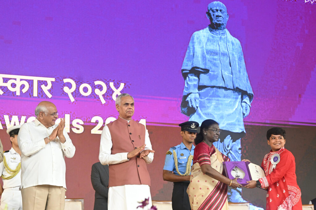 The President of India, Smt Droupadi Murmu, presented the 72nd National Film Awards at a ceremony held at Ekta Nagar, Kevadia, Gujarat, on September 22, 2026. She also conferred the Dadasaheb Phalke Award for 2024 on veteran actor Shri Anant Nag in recognition of his outstanding contribution to Indian cinema.