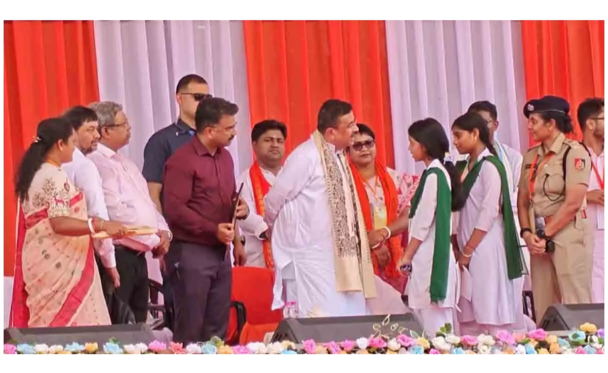 ঈশ্বরচন্দ্র বিদ্যাসাগরের জন্মভূমি বীরসিংহকে পর্যটন ও গবেষণার গুরুত্বপূর্ণ কেন্দ্র হিসেবে গড়ে তোলার পরিকল্পনা। ঘাটাল মাস্টার প্ল্যান, ১২০০ কোটি টাকা, রেলপথ ও একাধিক উন্নয়ন ঘোষণা মুখ্যমন্ত্রী শুভেন্দু অধিকারীর (Suvendu Adhikari)।