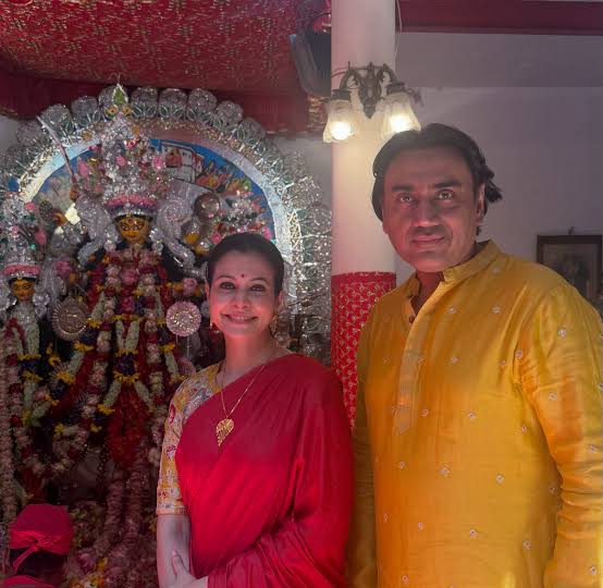 koel-mallick-ashtami-look-mallick-bari-durga-puja
