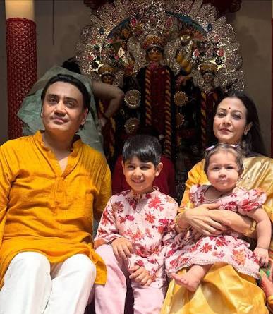 koel-mallick-ashtami-look-mallick-bari-durga-puja
